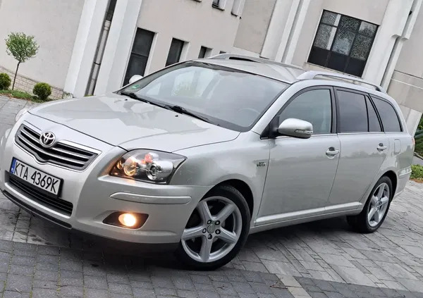 małopolskie Toyota Avensis cena 21500 przebieg: 185746, rok produkcji 2009 z Tarnów